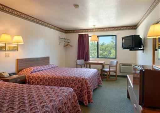 фото отеля Deluxe Inn Nebraska City