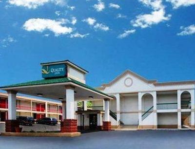 фото отеля Quality Inn Takoma Park