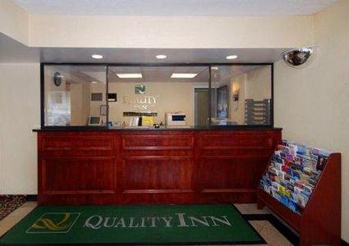 фото отеля Quality Inn Takoma Park