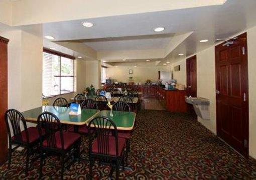 фото отеля Quality Inn Takoma Park