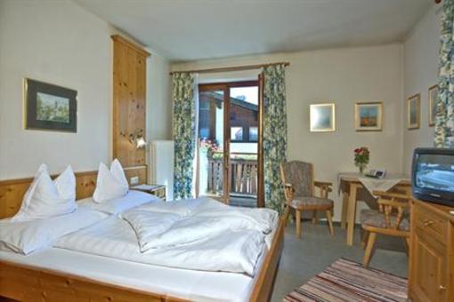 фото отеля Eschbacher Hotel Filzmoos