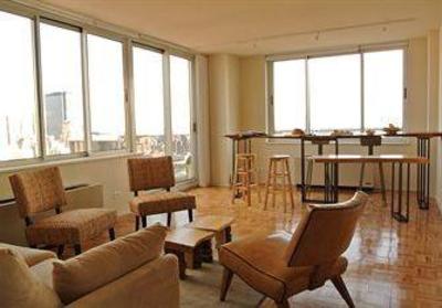 фото отеля The Penthouse Organic & Modern in Times Square