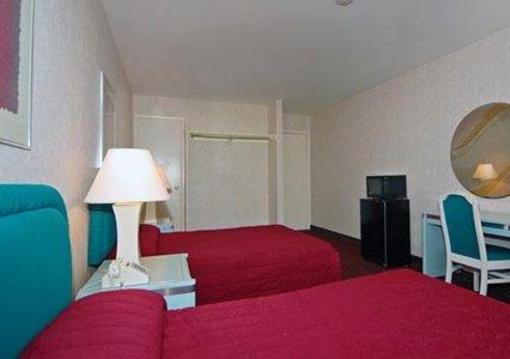 фото отеля Rodeway Inn Parkway