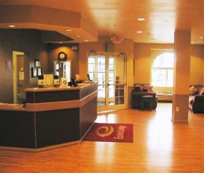 фото отеля Econo Lodge Inn & Suites Shallotte