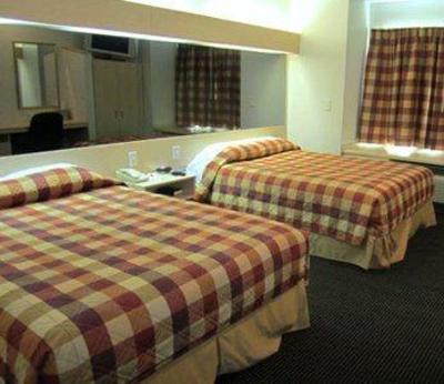 фото отеля Econo Lodge Inn & Suites Shallotte