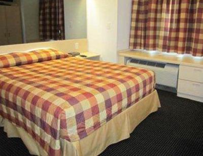 фото отеля Econo Lodge Inn & Suites Shallotte