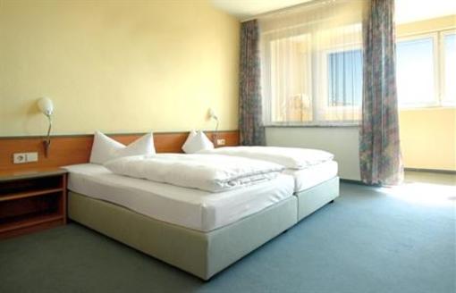 фото отеля Leonardo Airport Hotel Berlin Schonefeld