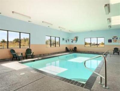 фото отеля Howard Johnson Waterloo Cedar Falls
