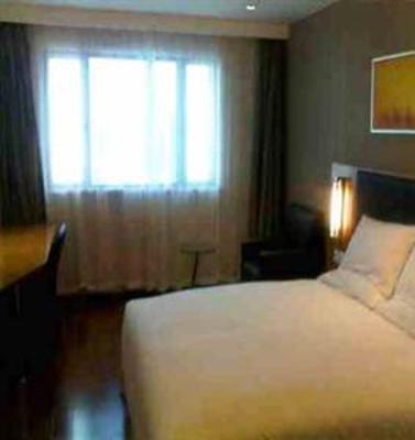 фото отеля Hanting Seasons Shenzhen Huaqiang Bei