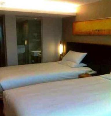 фото отеля Hanting Seasons Shenzhen Huaqiang Bei