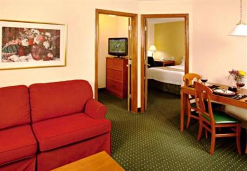 фото отеля TownePlace Suites Baltimore Fort Meade
