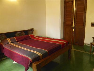 фото отеля Calve Hotel Puducherry