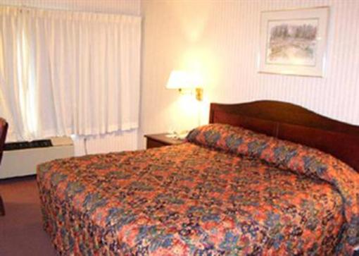 фото отеля Hilltop Inn Niantic