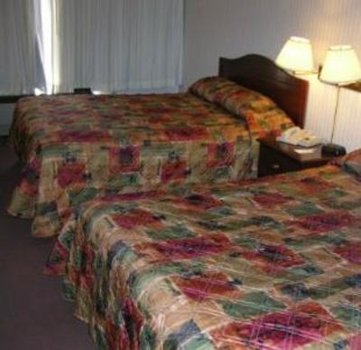 фото отеля Hilltop Inn Niantic