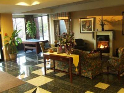 фото отеля Hilltop Inn Niantic