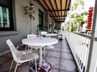 фото отеля Exclusive Backpackers