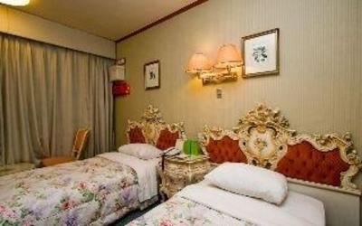 фото отеля Crown Hotel Itaewon