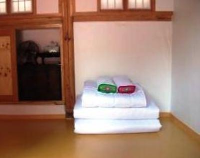 фото отеля Hyosundang Hanok Guesthouse