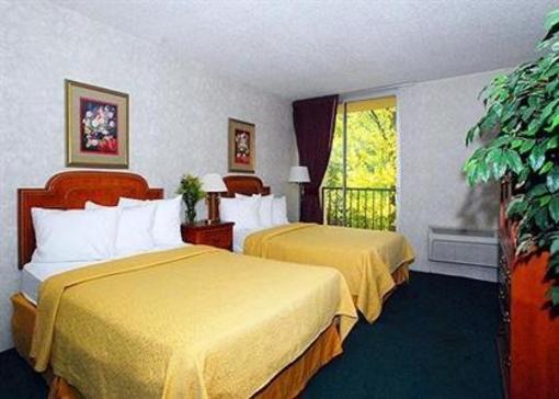 фото отеля Quality Inn & Suites Livonia