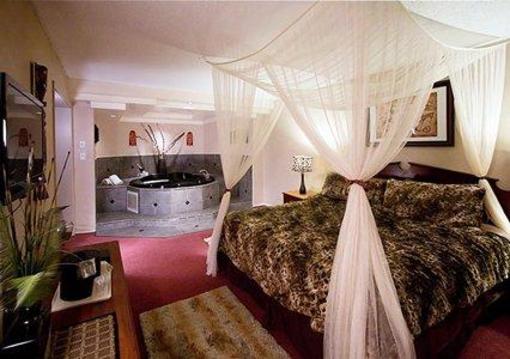 фото отеля Quality Inn & Suites Livonia