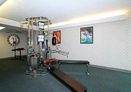 фото отеля Quality Inn & Suites Livonia