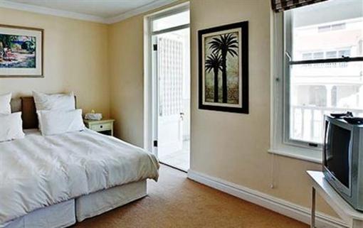 фото отеля Craigrownie Guest House