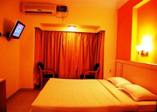 фото отеля Hotel Priyadarshini Park
