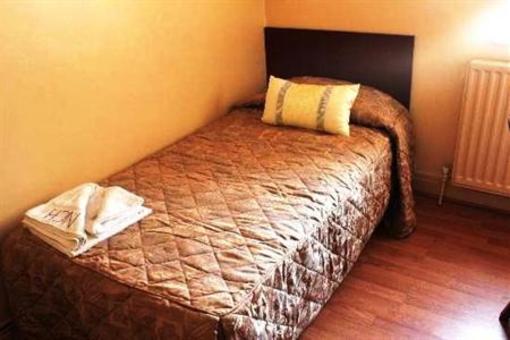фото отеля New Central Guest House Manchester