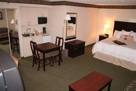фото отеля Hampton Inn Richmond Southwest - Hull Street