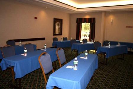 фото отеля Hampton Inn Richmond Southwest - Hull Street