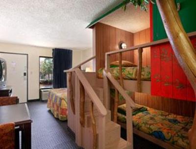 фото отеля Howard Johnson Enchanted Land Hotel