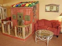 Howard Johnson Enchanted Land Hotel
