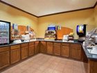 фото отеля Holiday Inn Express Brookpark - Cleveland Airport