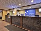 фото отеля Holiday Inn Express Brookpark - Cleveland Airport