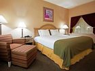 фото отеля Holiday Inn Express Brookpark - Cleveland Airport