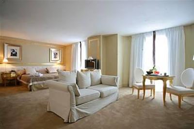 фото отеля Hotel Renoir