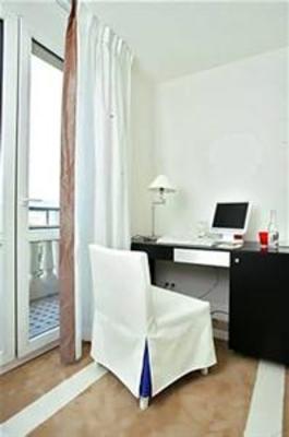 фото отеля Hotel Renoir