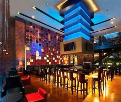 фото отеля Four Points By Sheraton Bangkok, Sukhumvit 15