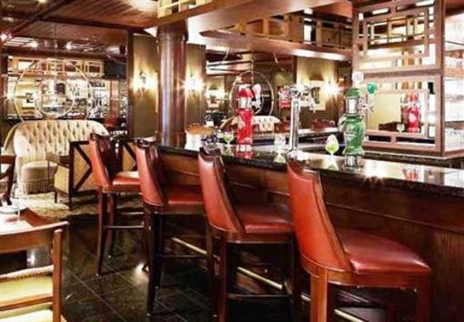 фото отеля Marriott Chateau Champlain