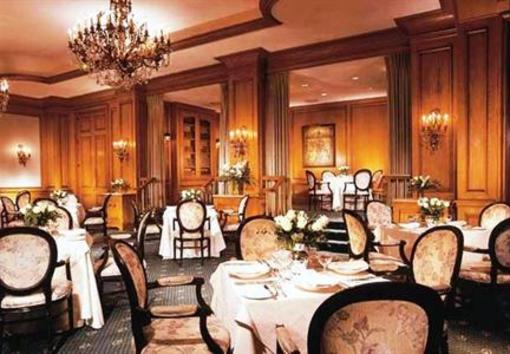 фото отеля Marriott Chateau Champlain