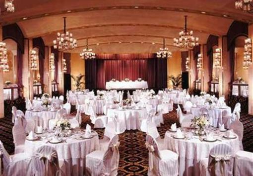 фото отеля Marriott Chateau Champlain