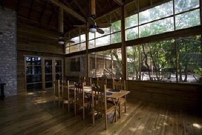 фото отеля Utopia Village Hotel Utila