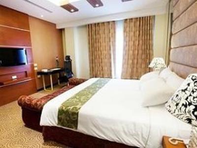 фото отеля The Hotel Elizabeth Cebu City
