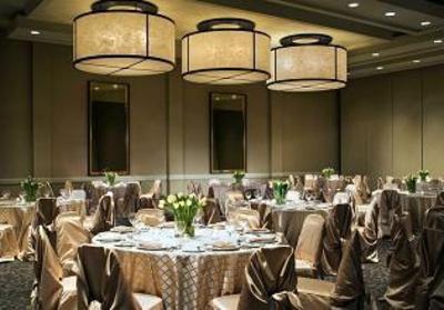 фото отеля Westin Bristol Place Toronto Airport