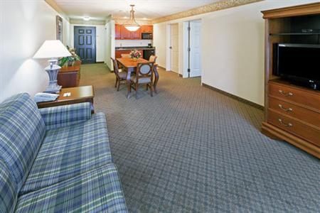 фото отеля Country Inn & Suites Lewisburg