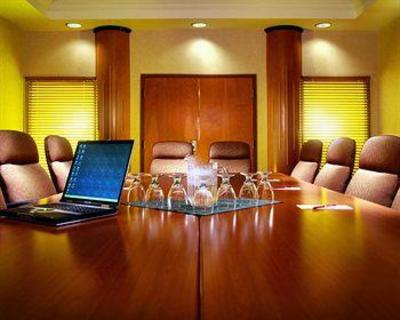 фото отеля Four Points by Sheraton Calgary West