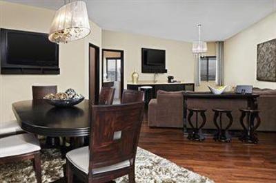 фото отеля Four Points by Sheraton Calgary West