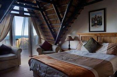 фото отеля Crawford's Beach Lodge & Cabins East London