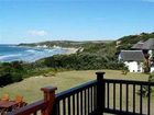 фото отеля Crawford's Beach Lodge & Cabins East London