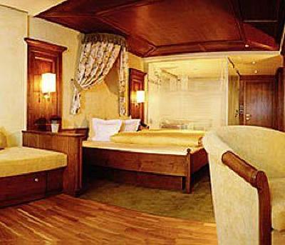 фото отеля Wellness Familienhotel Alpenrose Elbigenalp